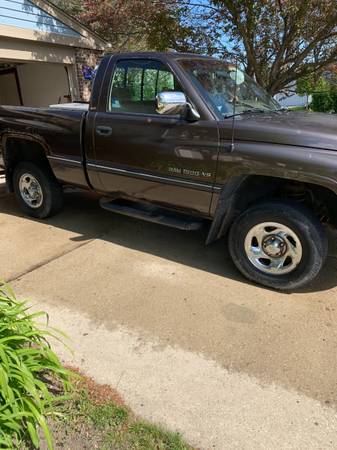 97 Dodge 4x4 low mil 115k for sale in Vernon Hills, IL – photo 2