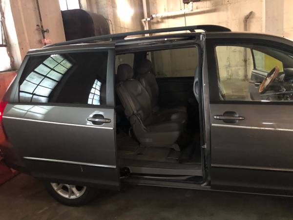 Toyota sienna 2004 for sale in Jamaica, NY – photo 10