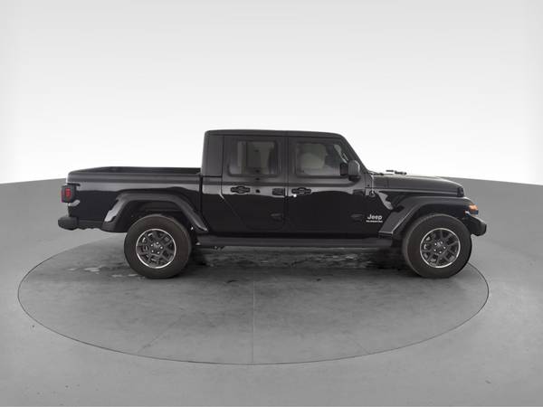 2020 Jeep Gladiator Overland Pickup 4D 5 ft pickup Black - FINANCE -... for sale in Bakersfield, CA – photo 13
