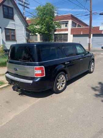 2009 Ford Flex Limited for sale in West Haven, CT – photo 4