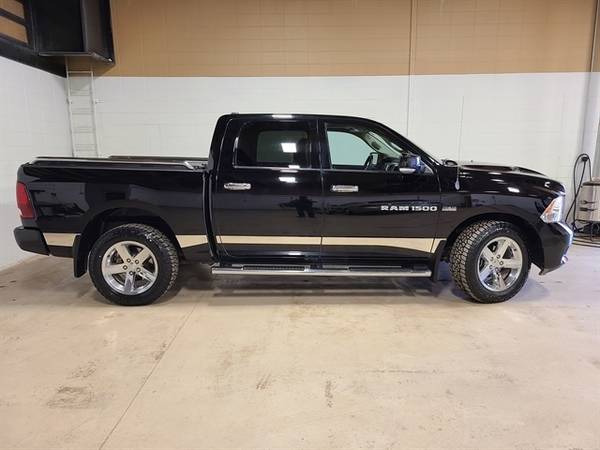 2012 Ram 1500 Sport CREW CAB 4X4 - cars & trucks - by dealer -... for sale in Sioux Falls, SD – photo 2