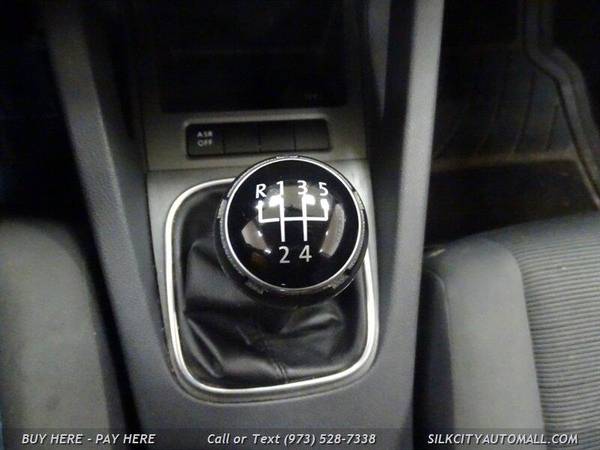 2007 Volkswagen Rabbit PZEV 5 Speed Manual PZEV 2dr Hatchback (2 5L for sale in Paterson, PA – photo 16