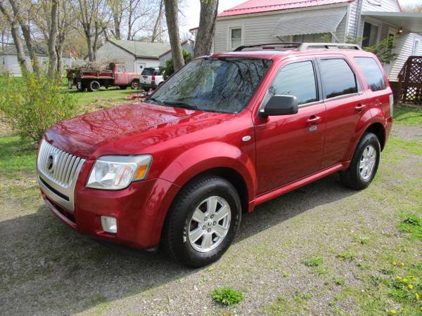 2009 Mercury Mariner AWD SUV - - by dealer - vehicle for sale in Canton, OH – photo 2