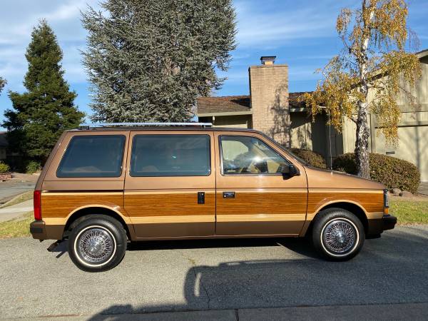 1987 Dodge Caravan le, minivan, low miles, excellent condition, -... for sale in San Mateo, CA – photo 8