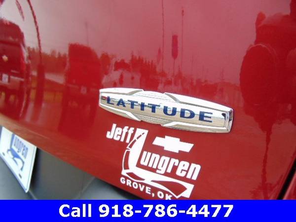 2017 Jeep Cherokee Latitude suv Red - - by dealer for sale in Grove, AR – photo 2