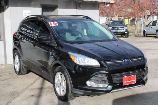 2015 Ford Escape SE AWD 4dr SUV Black, Only 80k, Ready for Winter -... for sale in Omaha, IA – photo 5