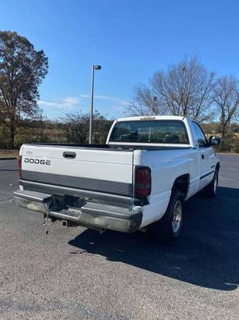 2000 Dodge Ram 1500 - - by dealer - vehicle automotive for sale in Greenbrier, AR – photo 5