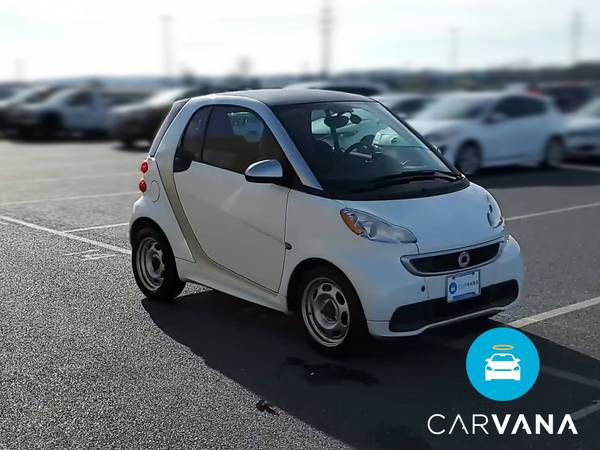 2015 smart fortwo Pure Hatchback Coupe 2D coupe White - FINANCE... for sale in Grand Rapids, MI – photo 15