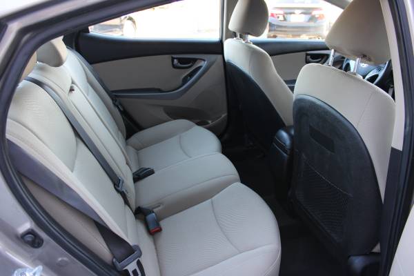 2015 Hyundai Elantra SE 4dr Sedan, Low Miles, Great on Gas - cars &... for sale in Omaha, NE – photo 15