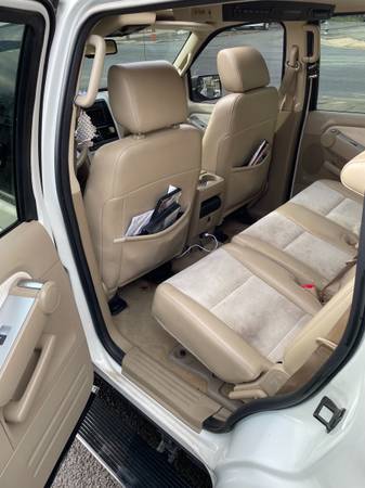 2007 Mercury Mountaineer all-wheel-drive for sale in Washington, District Of Columbia – photo 8