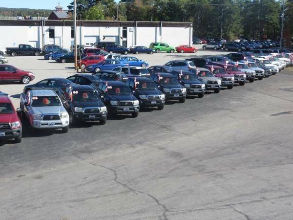 2015 Toyota Tundra SR5 4x4 4dr CrewMax Cab Pickup SB (5.7L V8)... for sale in Concord, MA – photo 9