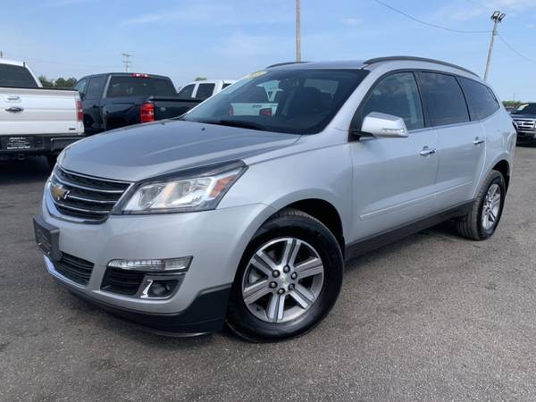 2016 CHEVROLET TRAVERSE LT - cars & trucks - by dealer - vehicle... for sale in Chenoa, IL – photo 2