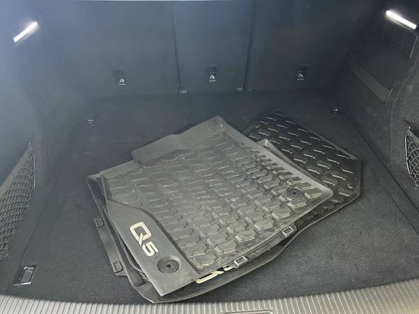 2018 Audi Q5 Premium Sport Utility 4D suv Gray - FINANCE ONLINE -... for sale in Park Ridge, IL – photo 23