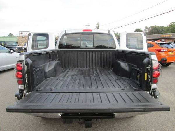 2010 Toyota Tacoma Access Cab - We accept trades and offer financing! for sale in Virginia Beach, VA – photo 11