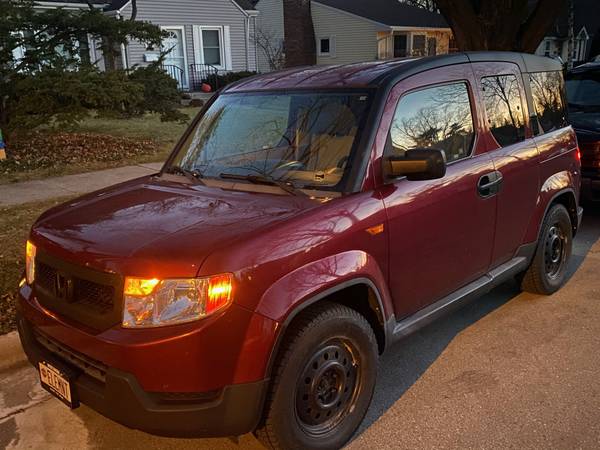 2009 Honda Element - cars & trucks - by owner - vehicle automotive... for sale in Madison, WI – photo 4