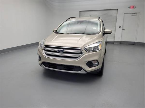 2018 Ford Escape SE - SUV - - by dealer - vehicle for sale in Eastpointe, MI – photo 15