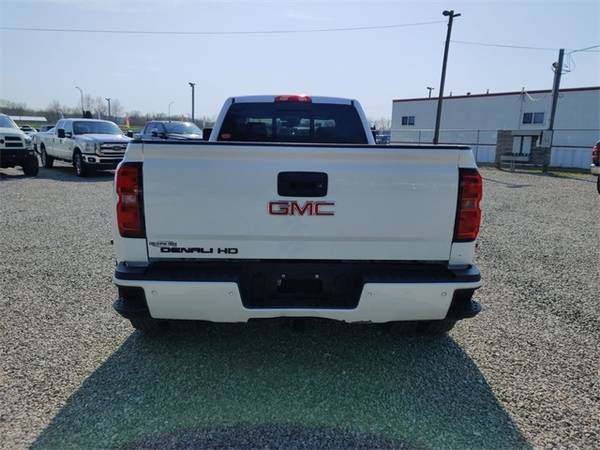 2016 GMC Sierra 3500HD Denali - - by dealer - vehicle for sale in Chillicothe, OH – photo 6