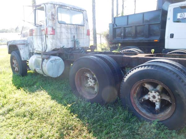 MACK R-SEIES FOR PARTS for sale in Spring Hill, FL – photo 2
