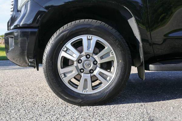2014 Toyota TUNDRA PLATINUM 4X4 LEATHER NAVI SUNROOF CREWMAX LOADED... for sale in Sarasota, FL – photo 3