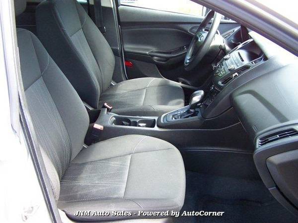 2016 Ford Focus FWD 4C 4D SEDAN S Automatic GREAT CARS AT GREAT for sale in Leesburg, District Of Columbia – photo 18