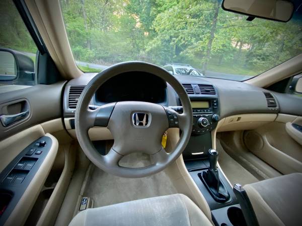 2004 Honda Accord 5speed manual for sale in Lowell, AR – photo 10
