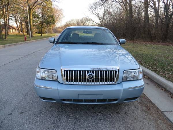 2010 Mercury Grand Marquis LS Ultimate Edition-29,000 MILES! NEW... for sale in West Allis, WI – photo 8