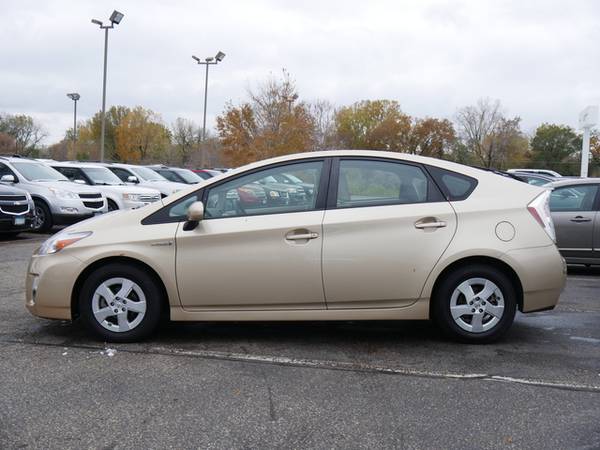 2010 Toyota Prius III - cars & trucks - by dealer - vehicle... for sale in Brooklyn Park, MN – photo 8