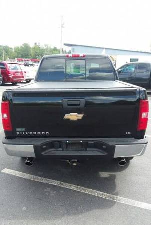 41k MILES 2010 Silverado 4x4 LS (Streeters Open 7 days a week) for sale in queensbury, NY – photo 8