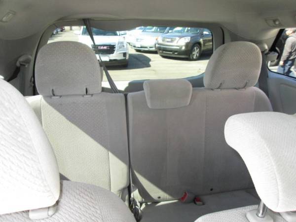 2011 Toyota Sienna LE Minivan 4D Cars and Trucks for sale in Portland, OR – photo 9