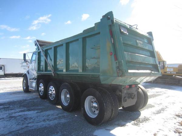 2001 Sterling Dump Truck-700, 610 Miles-Quad Axle-28, 701 Engine Hours for sale in Neenah, WI – photo 4