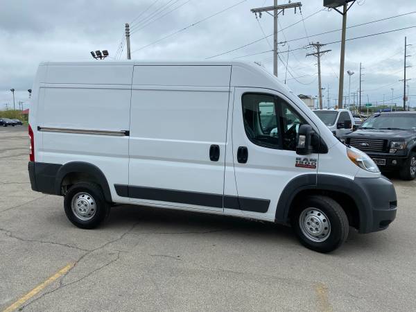 2018 RAM ProMaster Cargo 1500 136 WB - - by dealer for sale in Springfield, IL – photo 4