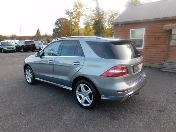 Mercedes Benz ML 350 SUV AWD 4MATIC Sport Utility NAV Sunroof Clean... for sale in Knoxville, TN – photo 2