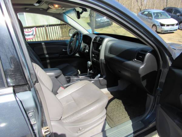 2004 Isuzu Axiom 4WD SUV for sale in Sharpsburg, OH – photo 8