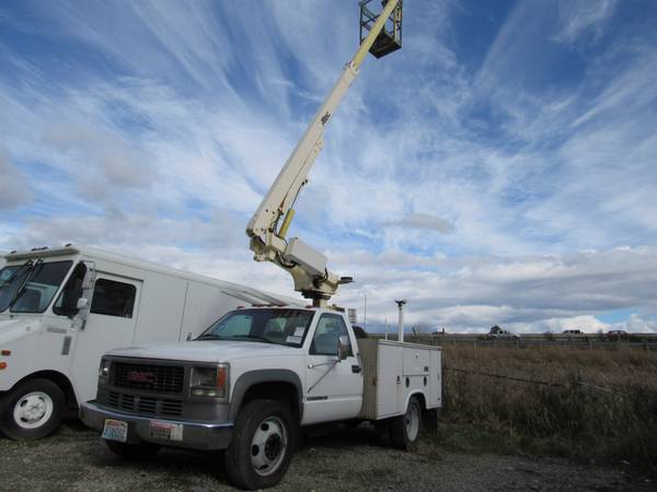 1995 Boom Bucket Truck Low Price 9, 999 - - by dealer for sale in Pacific, WA – photo 4
