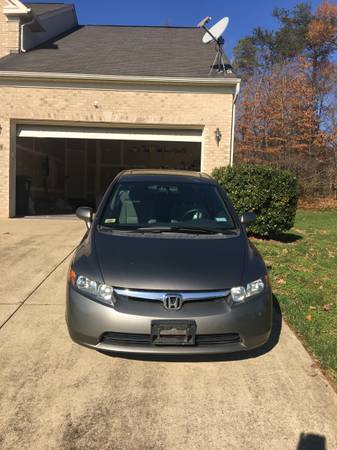 Honda Civic 2006 - cars & trucks - by owner - vehicle automotive sale for sale in Accokeek, District Of Columbia – photo 2
