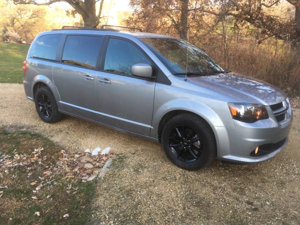 2019 Dodge Grand Caravan GT - cars & trucks - by dealer - vehicle... for sale in Dubuque, IA – photo 4