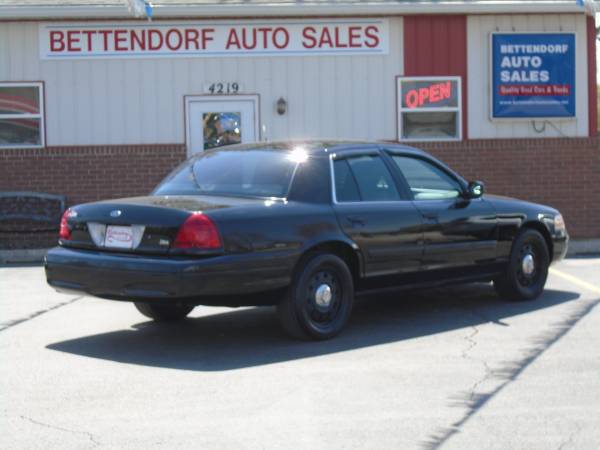 2011 Ford Crown Victoria Police Interceptor - - by for sale in Bettendorf, IA – photo 3