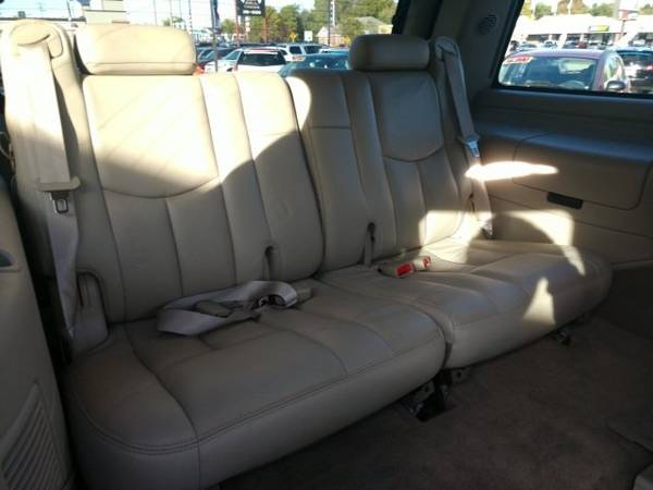 2005 Cadillac Escalade Base for sale in Greenfield, WI – photo 17