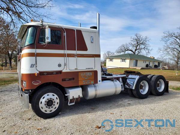 1982 Peterbilt 362 - cars & trucks - by owner - vehicle automotive... for sale in Pomona, MO – photo 3
