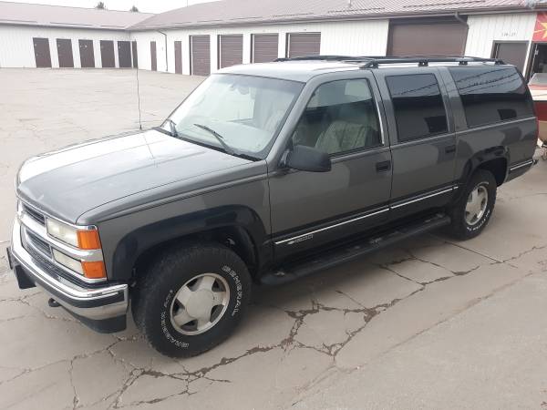 1999 Chevrolet Suburban K1500 LT 4x4 - - by dealer for sale in Rapid City, SD – photo 2