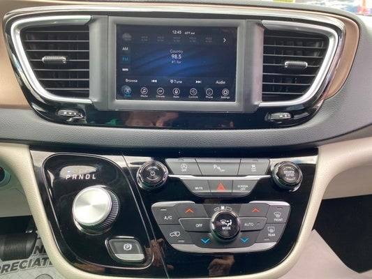 2019 Chrysler Pacifica Touring L (Stow And Go Seating) - cars &... for sale in Loves Park, IL – photo 8