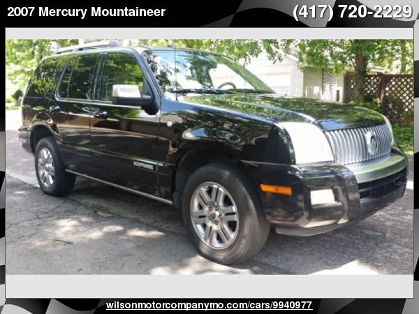 2007 Mercury Mountaineer V8 Premier 3rd row ! with Analog clock for sale in Springfield, MO – photo 7