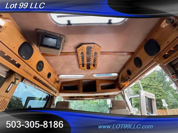 1994 CHEVROLET G20 Sportvan Explorer Conversion Power Bench/BED Wood for sale in Milwaukie, OR – photo 11