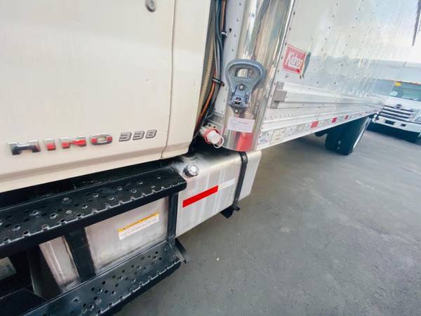 2014 HINO 338 26 FEET REEFER + LIFT GATE **NJTRUCKSPOT**NEGOTIABLE -... for sale in South Amboy, NY – photo 23