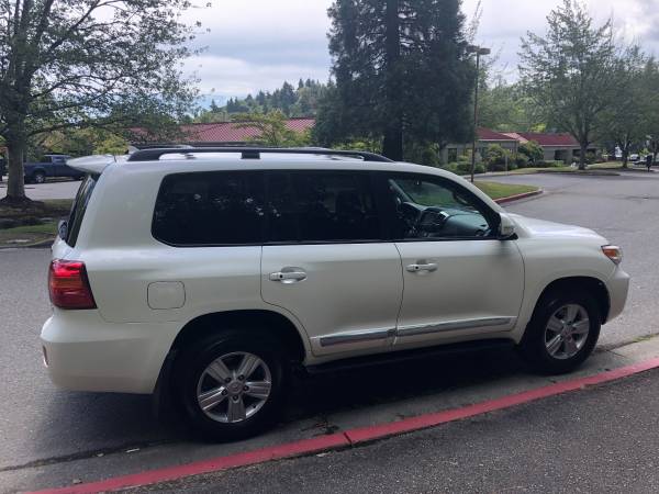 2015 Toyota Land Cruiser 4WD --Navi, DVD, 1owner, Loaded, Clean title- for sale in Kirkland, WA – photo 4