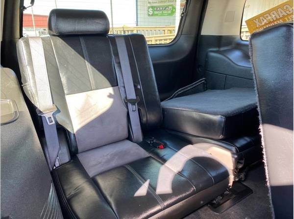 2007 Chevrolet tahoe 9 seater front bench seat for sale in Fresno, CA – photo 12