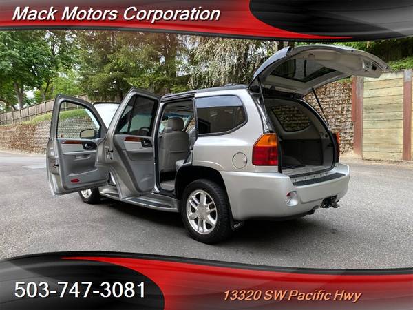 2007 GMC Envoy Denali Leather Moon Roof Tow PKG 4WD 19MPG - cars & for sale in Tigard, OR – photo 21