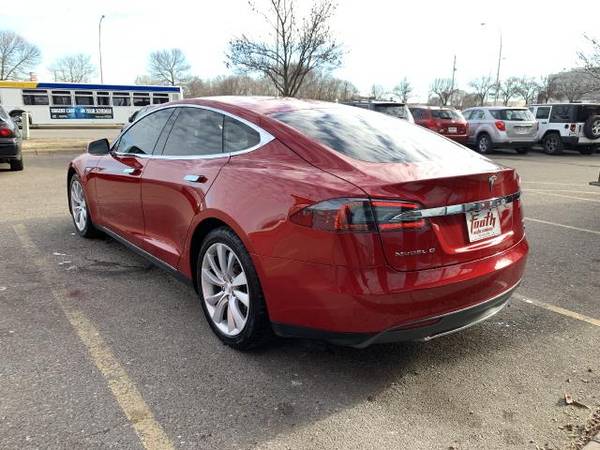 2014 Tesla Model S 4dr Sdn 60 kWh Battery - cars & trucks - by... for sale in South St. Paul, MN – photo 5