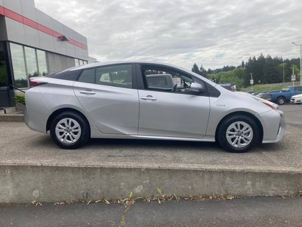 2017 Toyota Prius Certified Electric Two Sedan - - by for sale in Vancouver, OR – photo 8