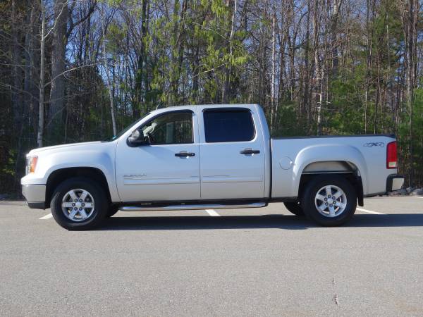 2011 GMC Sierra 1500 Crew Cab SLE 4WD - - by dealer for sale in Derry, VT – photo 2